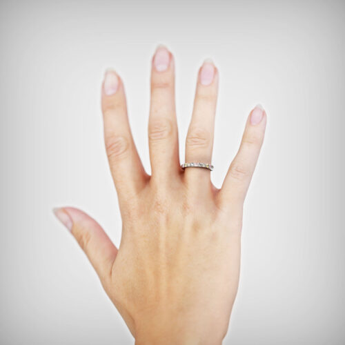 Alternative view of Anillo de Compromiso Cintillo Cinis Color Platino