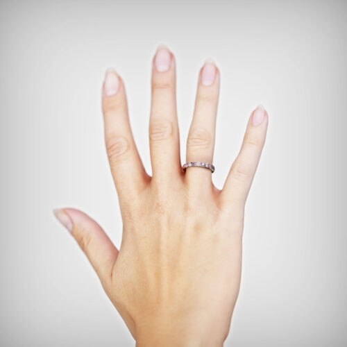 Alternative view of Anillo de Compromiso Cintillo Fulgori Purple Platino