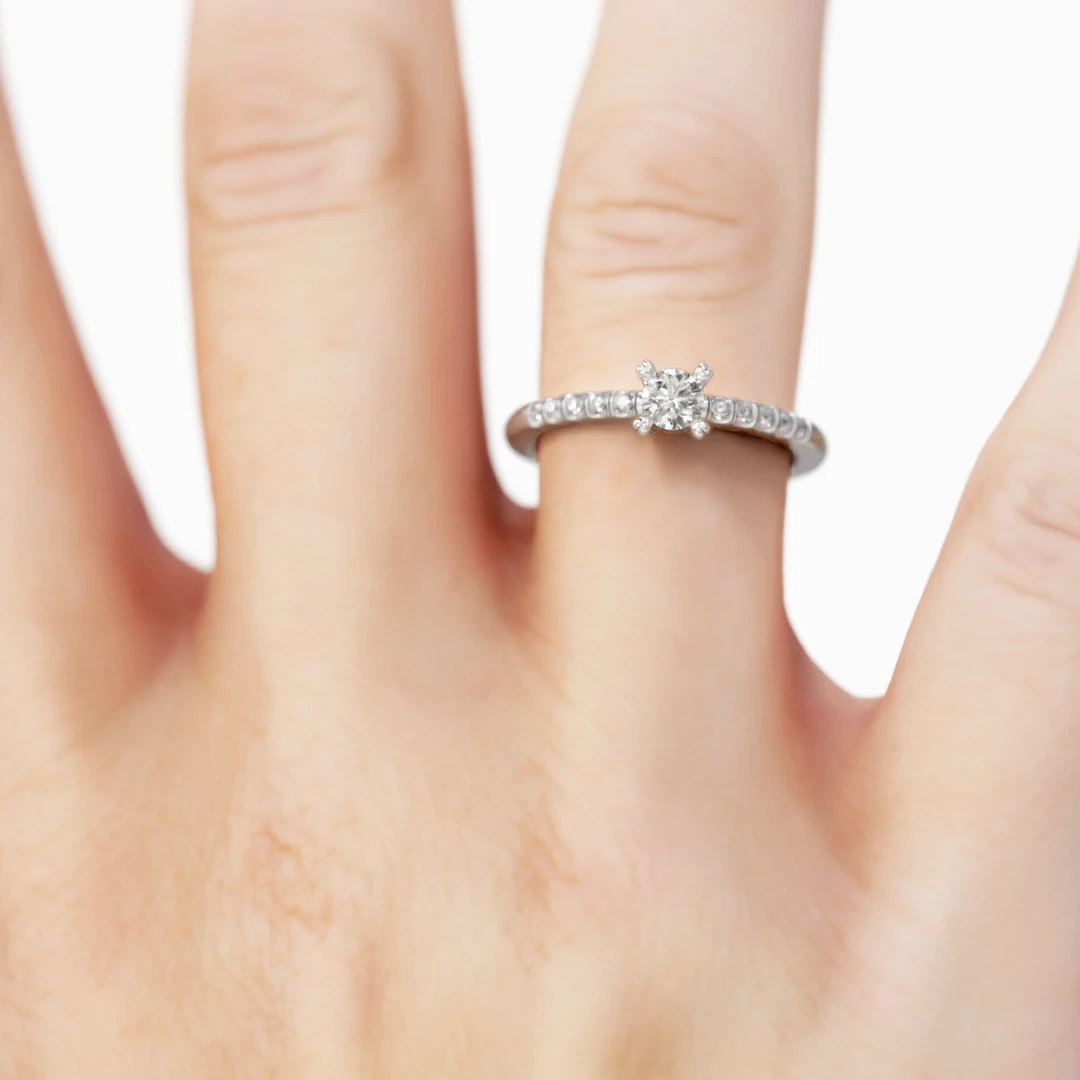 Anillo de Compromiso Solitario Eternidad Platino Diamante Corte Brillante Anillo de Compromiso Solitario Eternidad Platino Diamante Corte Brillante - Imagen 3