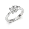 Anillo de Compromiso Duetto Juntos Platino Diamante Corte Brillante Diamante Corte Esmeralda Anillo de Compromiso Duetto Juntos Platino Diamante Corte Brillante Diamante Corte Esmeralda