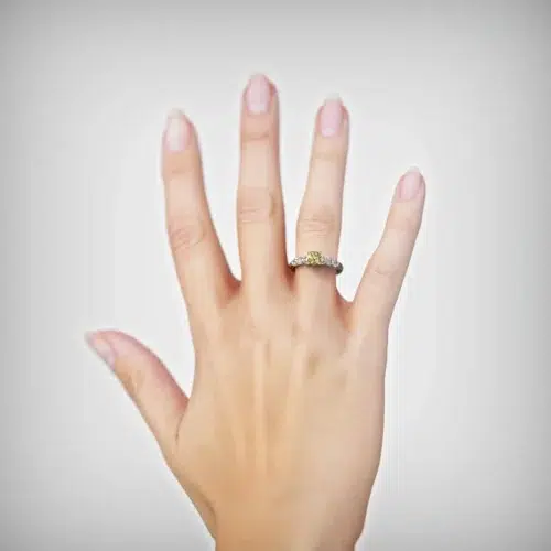 Alternative view of Anillo de Compromiso Solitario Lazos Platino Diamante Corte Brillante