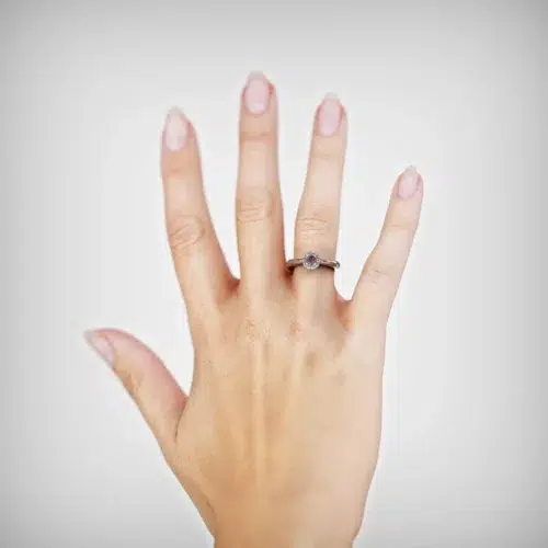 Anillo Halo Aura Purple Platino Alternative view of Anillo Halo Aura Purple Platino