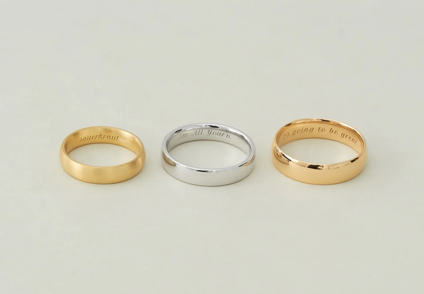 que grabar en un anillo de compromiso